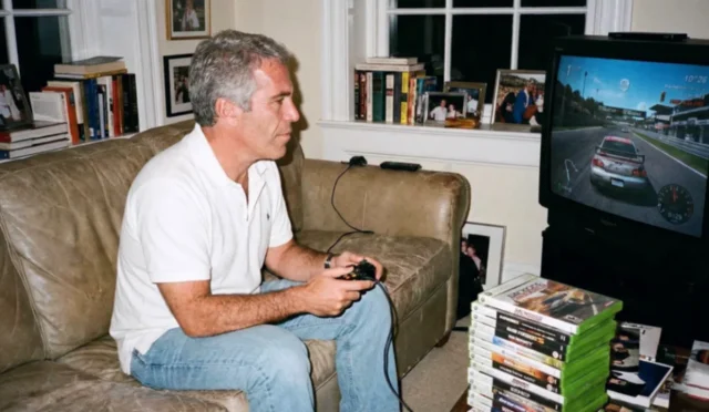 Jeffrey Epstein'ın Xbox Yasağı Şoke Etti! Oyun Oynarken Bile...