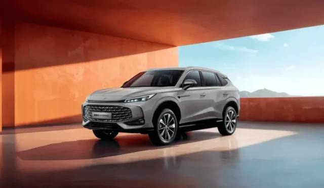 MG Hybrid+ Türkiye'de Fiyat Şoku! ZS ve HS Modelleri Piyasayı Alt Üst Edecek!