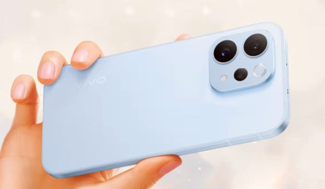 Vivo V70 Türkiye'de Sahneye Çıktı! Fiyatı ve Özellikleri ile Dikkat Çekiyor