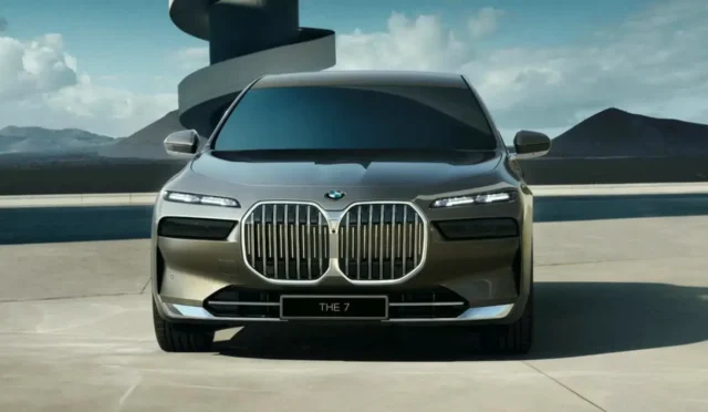 Yeni BMW 7 Serisi Göz Kamaştırıyor: Lüks Sedan Segmentinde Rekabet Kızışıyor!