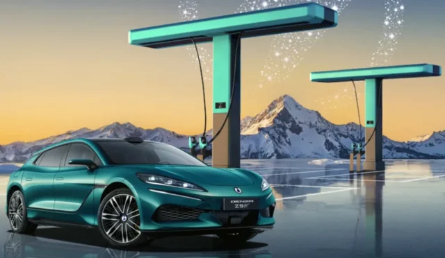 BYD'den Şarjda Devrim! 5 Dakikada Depoyu Fulleyen Elektrikli Araç Geliyor!