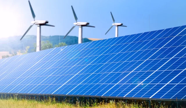 Türkiye Elektrikte Rekor Kırdı: Güneş ve Rüzgar Yükselişte!