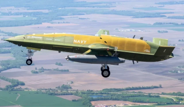 ABD Donanması'ndan Otonom İHA Hamlesi: MQ-25A Stingray Testi Geçti!