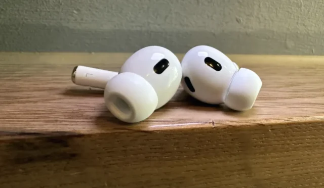 AirPods Pro'da Devrim: Kameralı Model Oyunun Kurallarını Değiştiriyor!