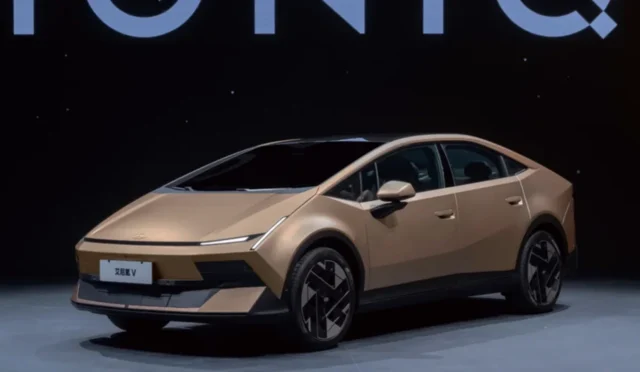 Hyundai IONIQ V Tanıtıldı: Elektrikli Sedan Pazarına Yeni Soluk!