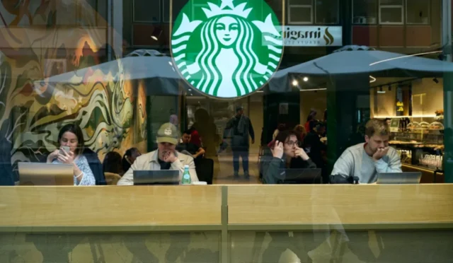 Starbucks'tan Kahve Devrimi: ChatGPT ile Ruh Haline Göre İçecek Seçimi!
