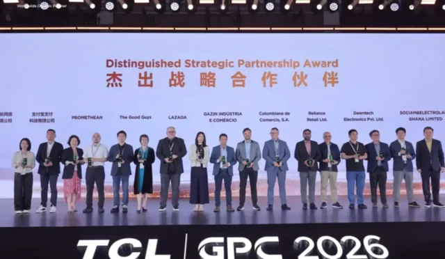 TCL'den Devrim Niteliğinde SQD-Mini LED TV! Teknoloji Dünyası Sarsılıyor