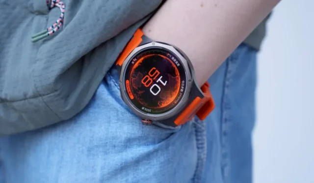 OPPO Watch X3 Tanıtıldı: Titanyum Gövde ve Uzun Pil Ömrüyle Geliyor!