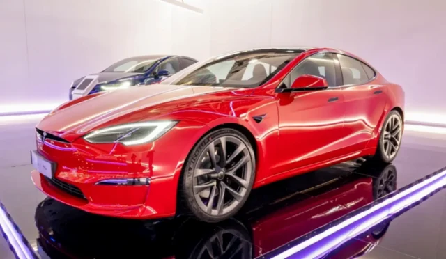 Tesla Model S ve Model X Üretimi Durduruldu: Elektrikli Çağ Sona mı Eriyor?